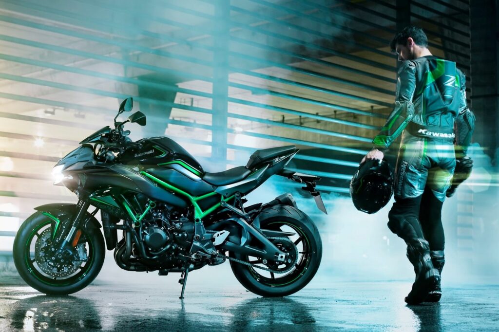 La novedad en motos 2020 que más ha llamado la atención, la nueva Kawasaki Z H2